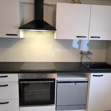 Vakantiehuis Hisa Belin Podbela